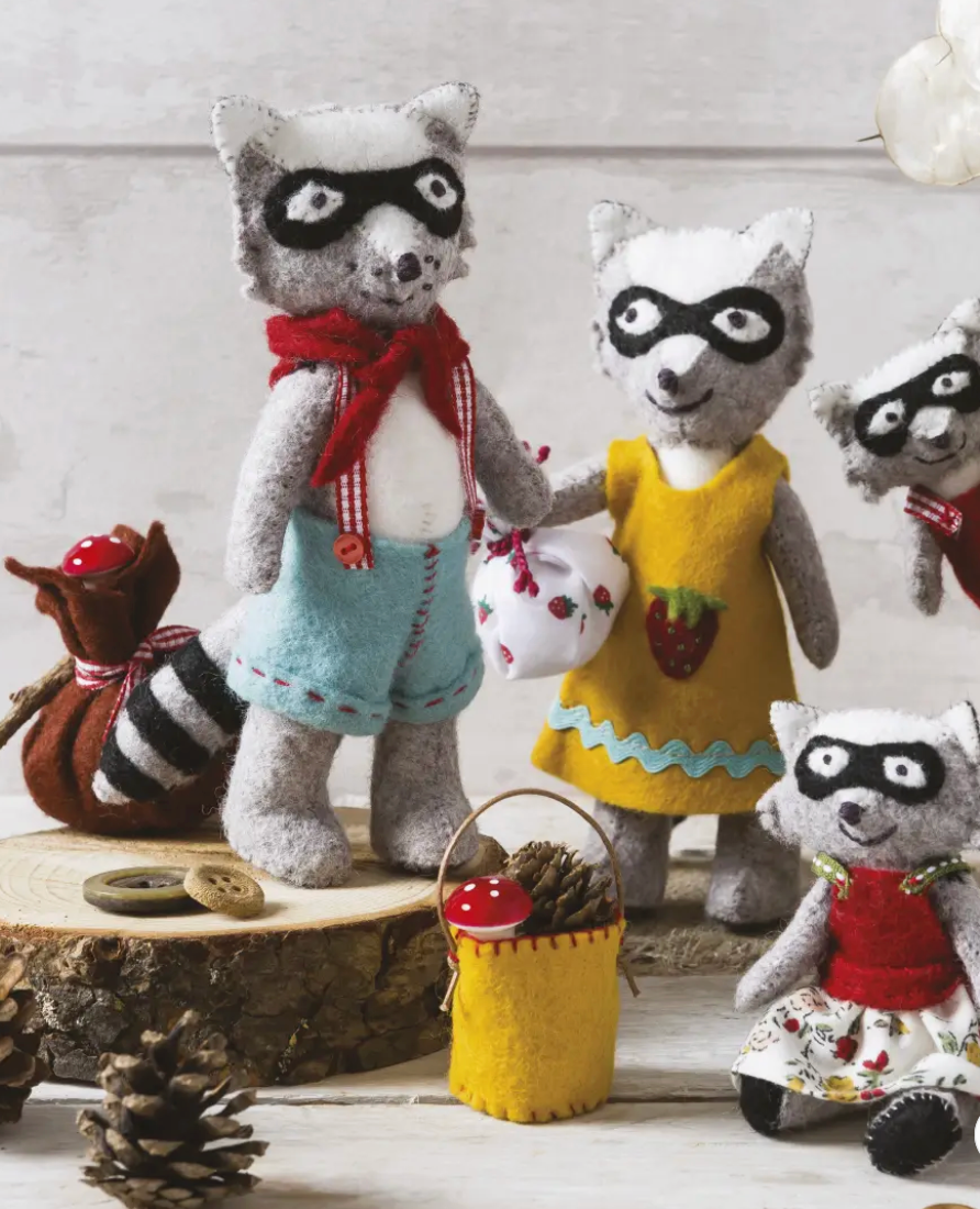 Felt Animal Families Book - Natural Fibre Arts