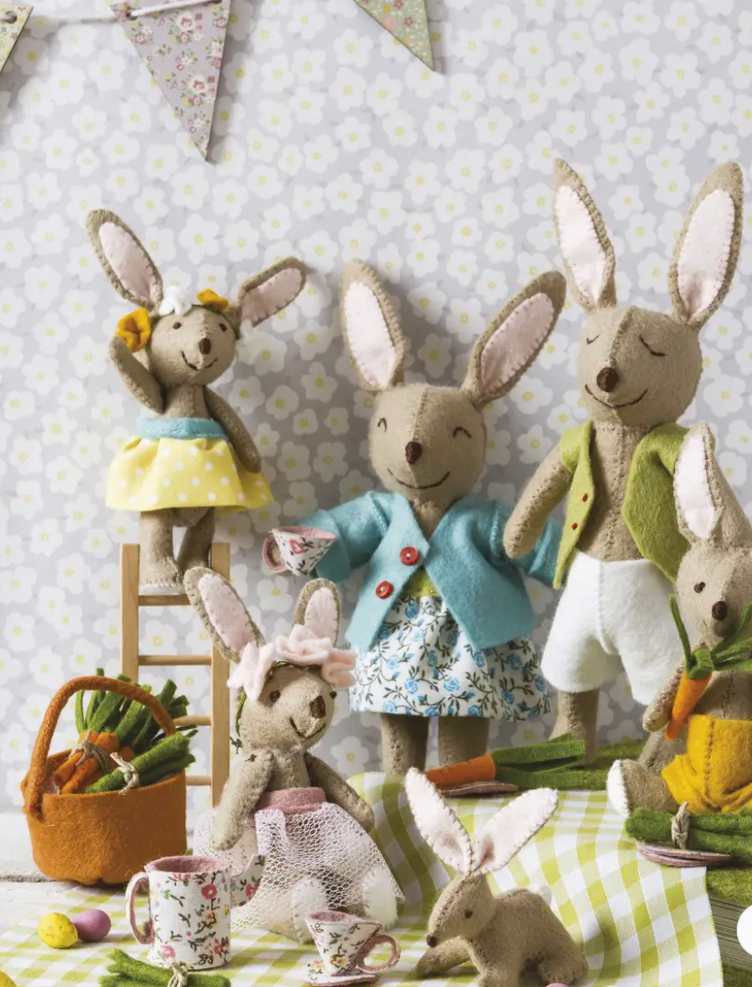 Felt Animal Families Book - Natural Fibre Arts