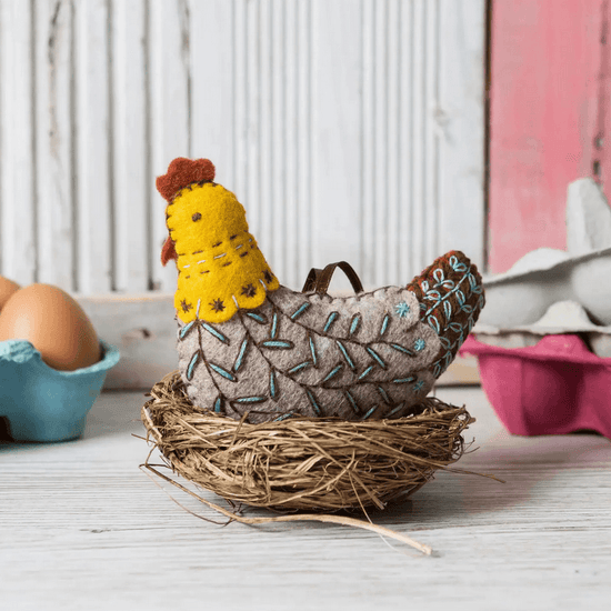 French Hen Felted Craft Kit - Natural Fibre Arts